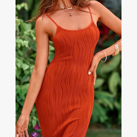 orange Spaghetti Strap Sleeveless textured Party Tight Fitted Dresses - Picture 3 of 7